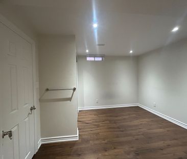 For Lease - 36 Bendamere Cres Crescent Unit# Basement, Markham, Ont... - Photo 2