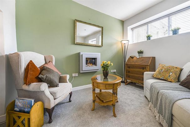 2 bedroom terraced house to rent - Photo 1