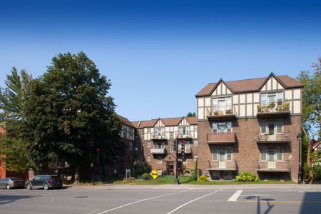4715 Queen Mary Road - Photo 4