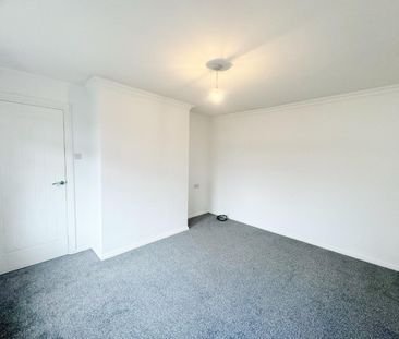 Alnwick Avenue, Trimdon Grange, - Photo 5