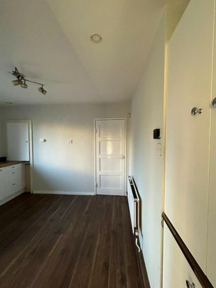 4 bedroom maisonette to rent - Photo 1
