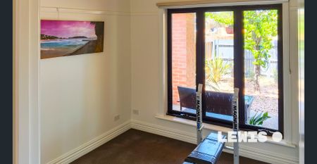 Fully Furnished - Townhouse with Peace, Privacy & Prime Position - Photo 3