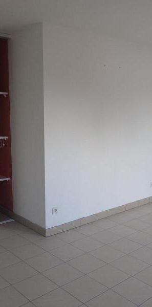 Location Appartement 3 pièces 63m² BEUVRY 62660 - Photo 1