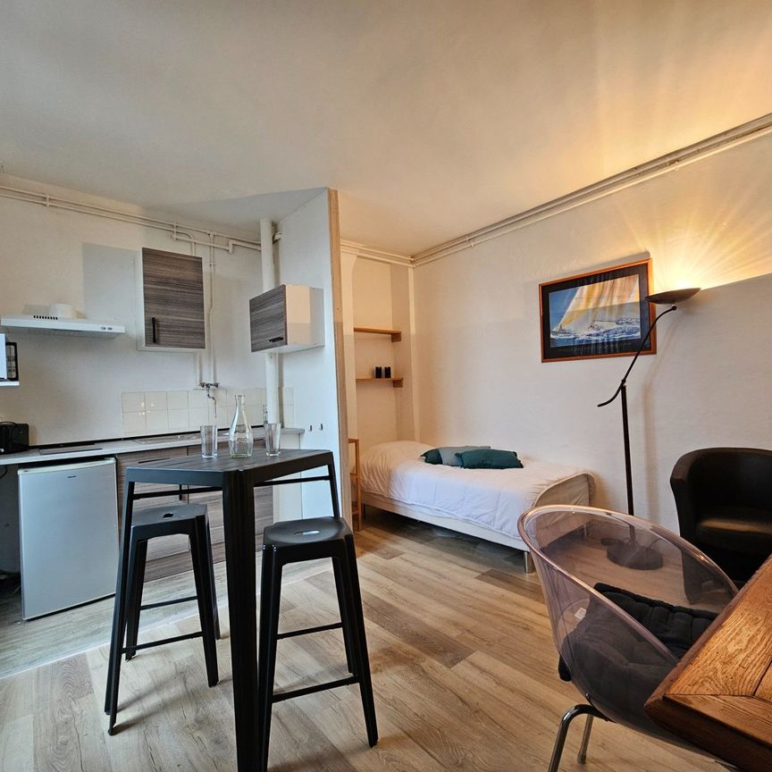 Location Appartement 1 pièce 23m² LE HAVRE 76600 - Photo 1