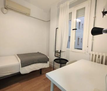 Avenida del Mediterráneo, Madrid, Community of Madrid 28007 - Photo 1