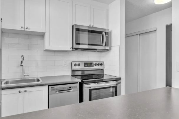 Park Regency Apartments - Photo 1