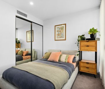 Luxurious Furnished Two Bedroom Apartment in Parkes - Photo 6