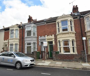 4 bedroom terraced house to rent - Photo 5