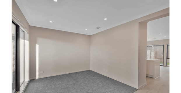 Absolute Convenience - Opposite to Riverdale Village! - Photo 1