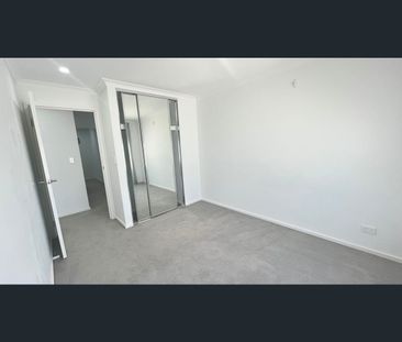 12 Goodwood Crescent, Ellenbrook, WA 6069 - Photo 3
