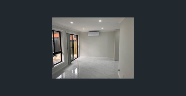 2 Bedroom brick granny flat - Photo 1