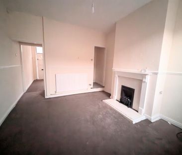 2 Beds - End of terrace house - - Photo 1