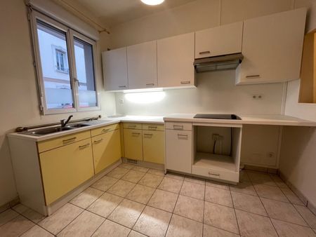 Location Appartement 2 pièces 47m² - Photo 3