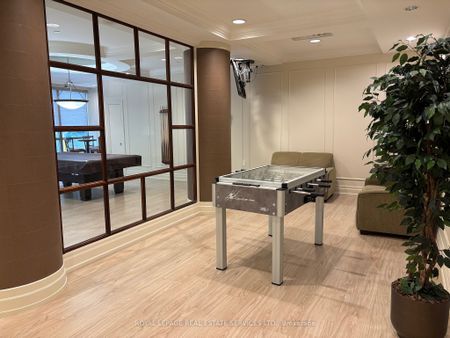 For Lease - 5229 Dundas Street West Street Unit# 1210, Toronto, Ontario - Photo 4