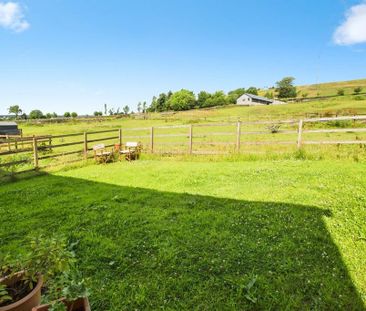 2 bedroom end of terrace house to rent - Photo 6