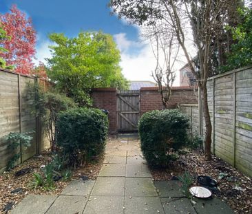 Massingham Park, Taunton, TA2 - Photo 5