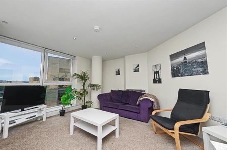 Apt 6.04 Obel Tower, 62 Donegall Quay, Belfast, BT1 3NG - Photo 2