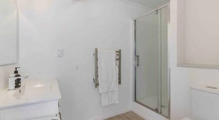 Dream home in Mt Eden - Photo 5