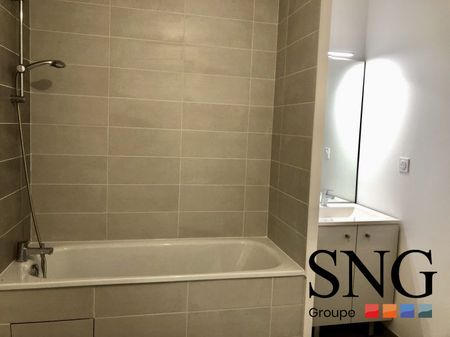 T3 AVEC LOGGIA ET PARKING - Photo 5