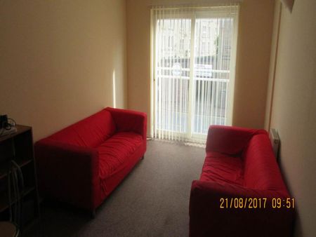 4 bedroom house to rent - Photo 4