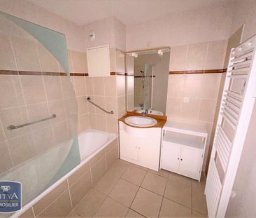 Location Appartement 4 pièces 74m² DOLE 39100 - Photo 6