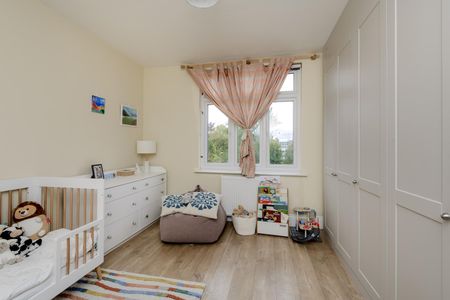 Whitchurch Gardens, Edgware HA8 - Photo 4