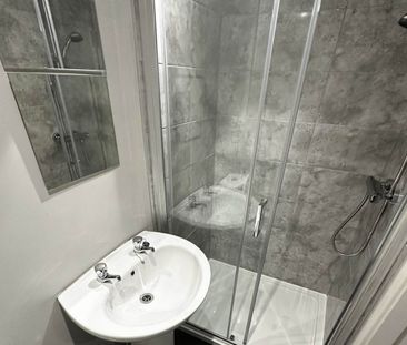 Vermont Street (Room 3) , Bramley, Leeds - Photo 5