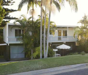 Effortless Coastal Living - Photo 5
