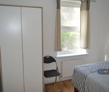 5 bedroom terraced house to rent - Photo 3