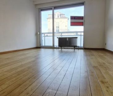 Appartement te huur - foto 1