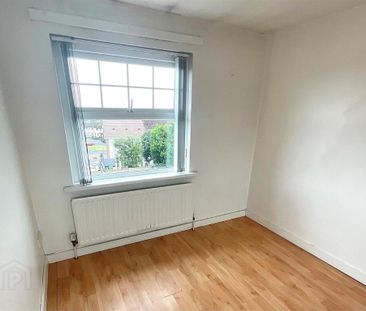 72 Glenbane Avenue, Newtownabbey, BT37 9JW - Photo 2