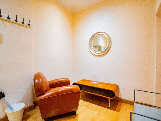 FLAT 6, 56 Queensborough Terrace Room 2 - Photo 1