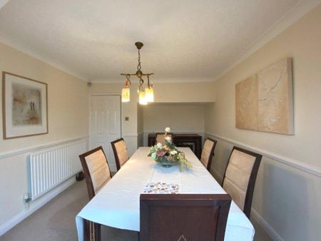 5 bedroom detached house to rent - Photo 5