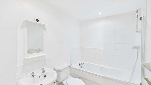 Wearhead Drive, Eden Vale, Sunderland, SR4 - Photo 1