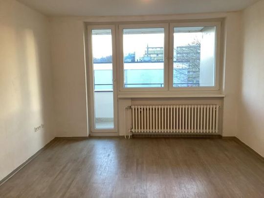 Geräumige 4-Zimmer-Wohnung in Uni Nähe - Photo 1