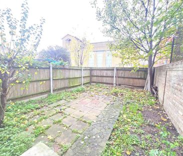 3 bedroom ground floor maisonette to rent - Photo 3