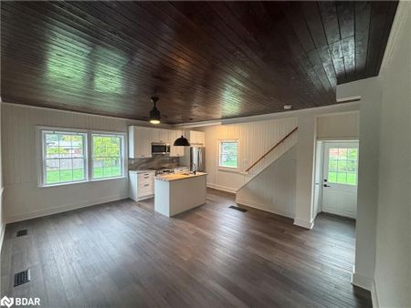 For Lease - 287 BARRIE Street, Essa, Ontario - Photo 2