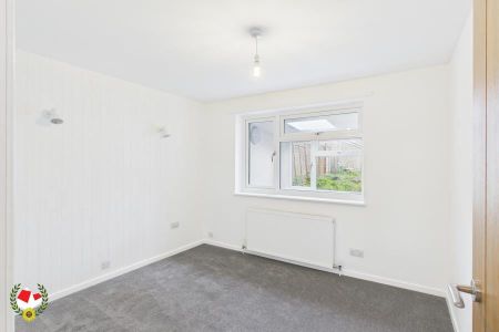 Sycamore Close, Gloucester - Photo 5