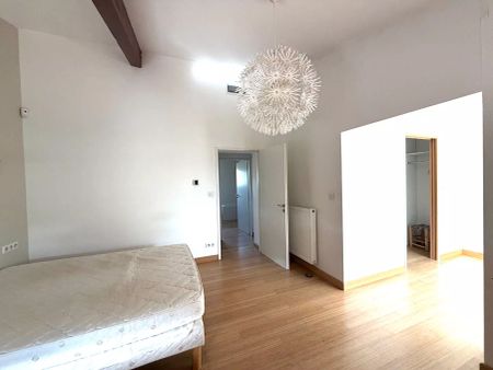 A LOUER - BELLE MAISON MEUBLEE EN CAMPAGNE - PROCHE AUTOROUTES ET GARE TGV - Photo 5