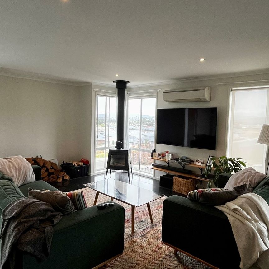 Modern, Comfortable & Convenient Living in Sorell - Photo 1