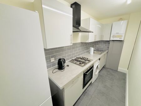 1beds Apartment - Photo 3