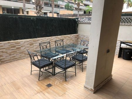 Apartamento planta baja en alquiler en La Colina, Torremolinos - Photo 3
