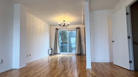 Maison à étages à louer - La Prairie (L'Arrondissement) Maison à étages à louer - La Prairie (L'Arrondissement) - Photo 4