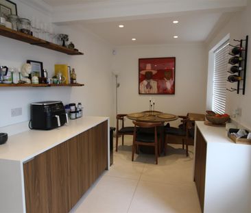 3 Bedroom Terraced House for Rent - Photo 5