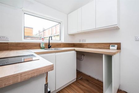 2 bedroom terraced house to rent - Photo 5