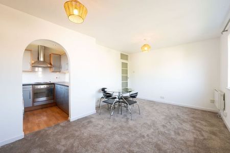 Stanley Road, Sutton, SM2 - Photo 2