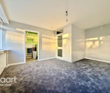 Studio to rent - Photo 6