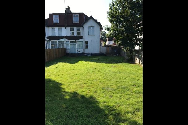 Room in a Shared House, Wembley Park Drive, HA9 - Photo 1