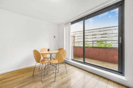 1 bedroom flat to rent - Photo 4