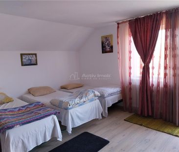 Casa -Vulcan Brasov - Cazare Muncitori - Fotografie 2